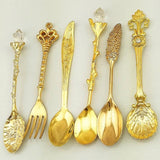 6 Pcs Royal Antique Tableware Cutlery Set European Style Vintage Pomegranate Flower Carved Coffee Tea Scoop Palace style